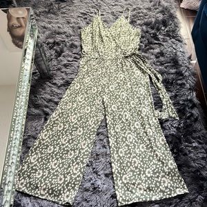 Size large kayleigh rica knit crop jumpsuit nwt